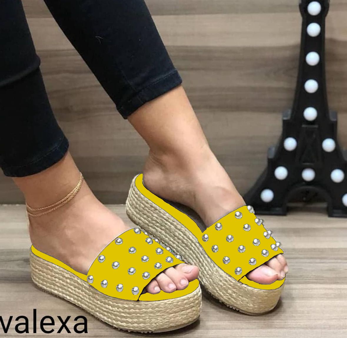Plataformas "Rebel Chic" con Estoperoles y Suela de Yute